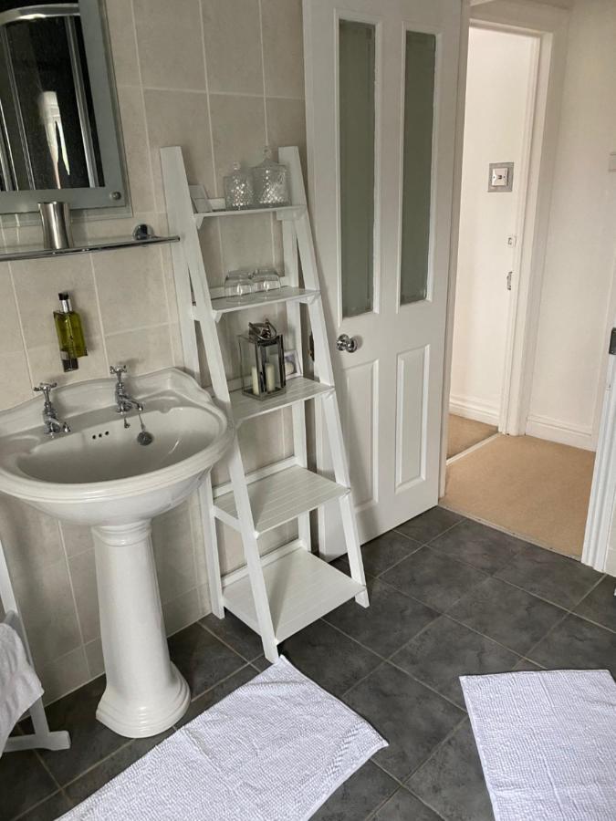 מפרץ רובין הוד Birtley House Bed And Breakfast מראה חיצוני תמונה